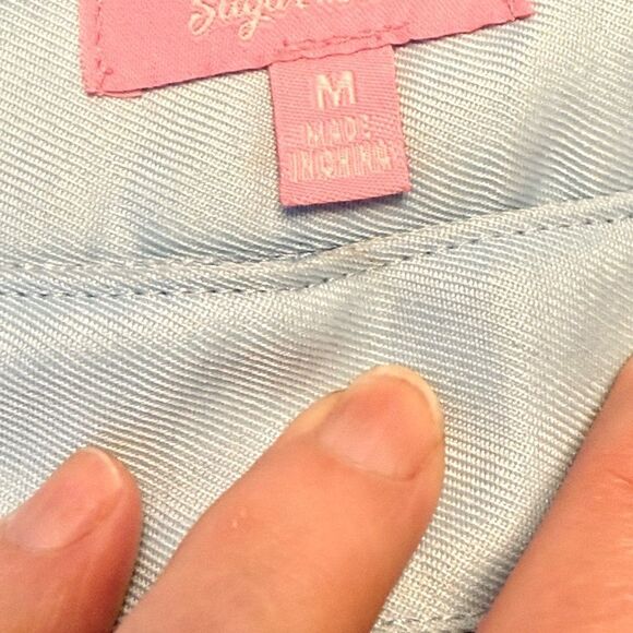 Sugar thrilz cheer skirt the perfect look for spring! Size Med. - Picture 9 of 9